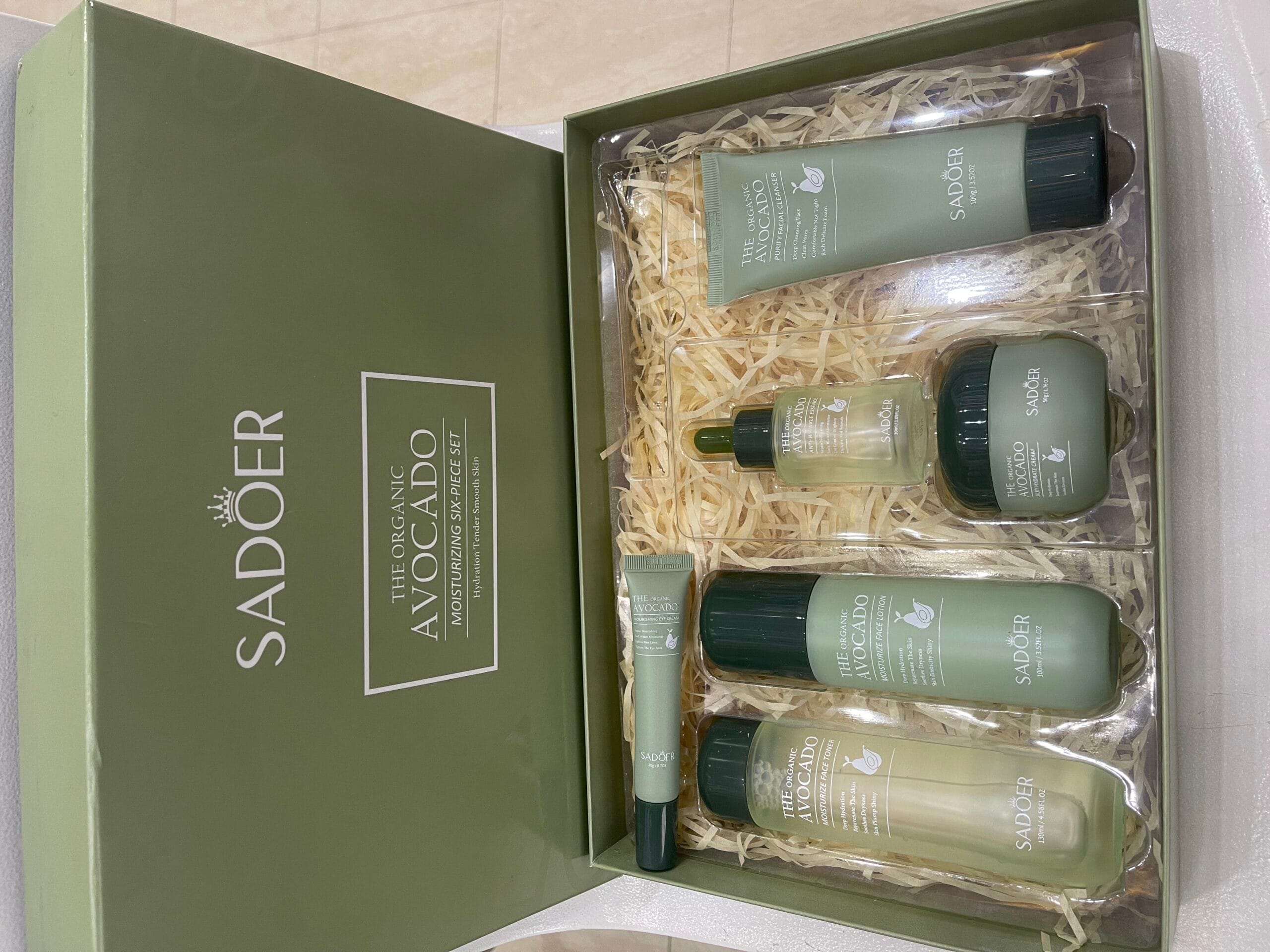 Sadoer Avocado moisturizing Six - Piece Set